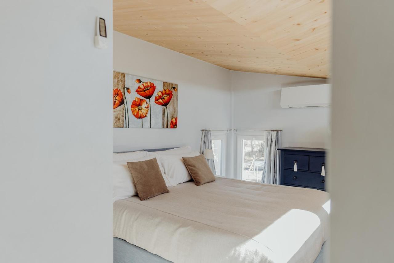 La Rosa Gialla Bio Apartments & Rooms 巴罗洛 外观 照片