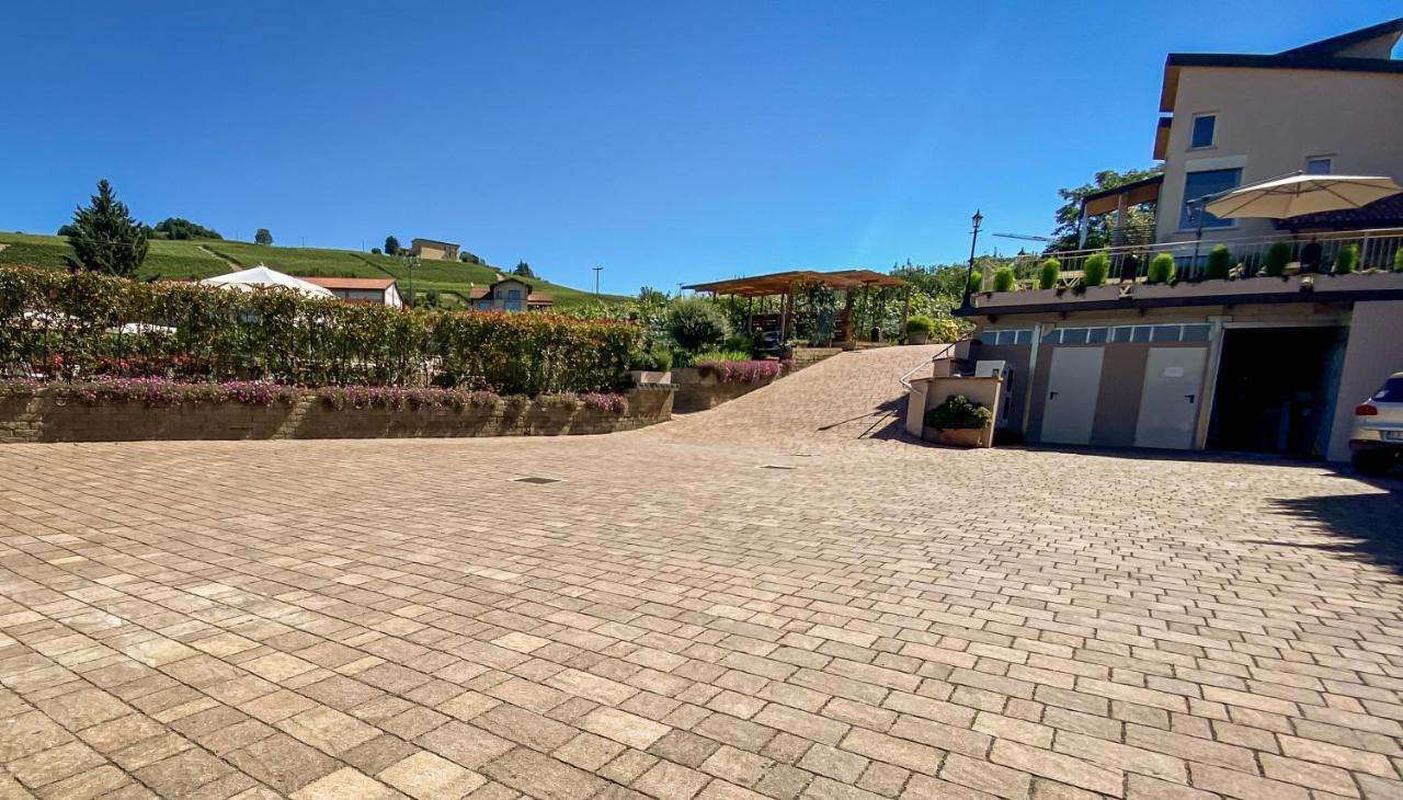 La Rosa Gialla Bio Apartments & Rooms 巴罗洛 外观 照片