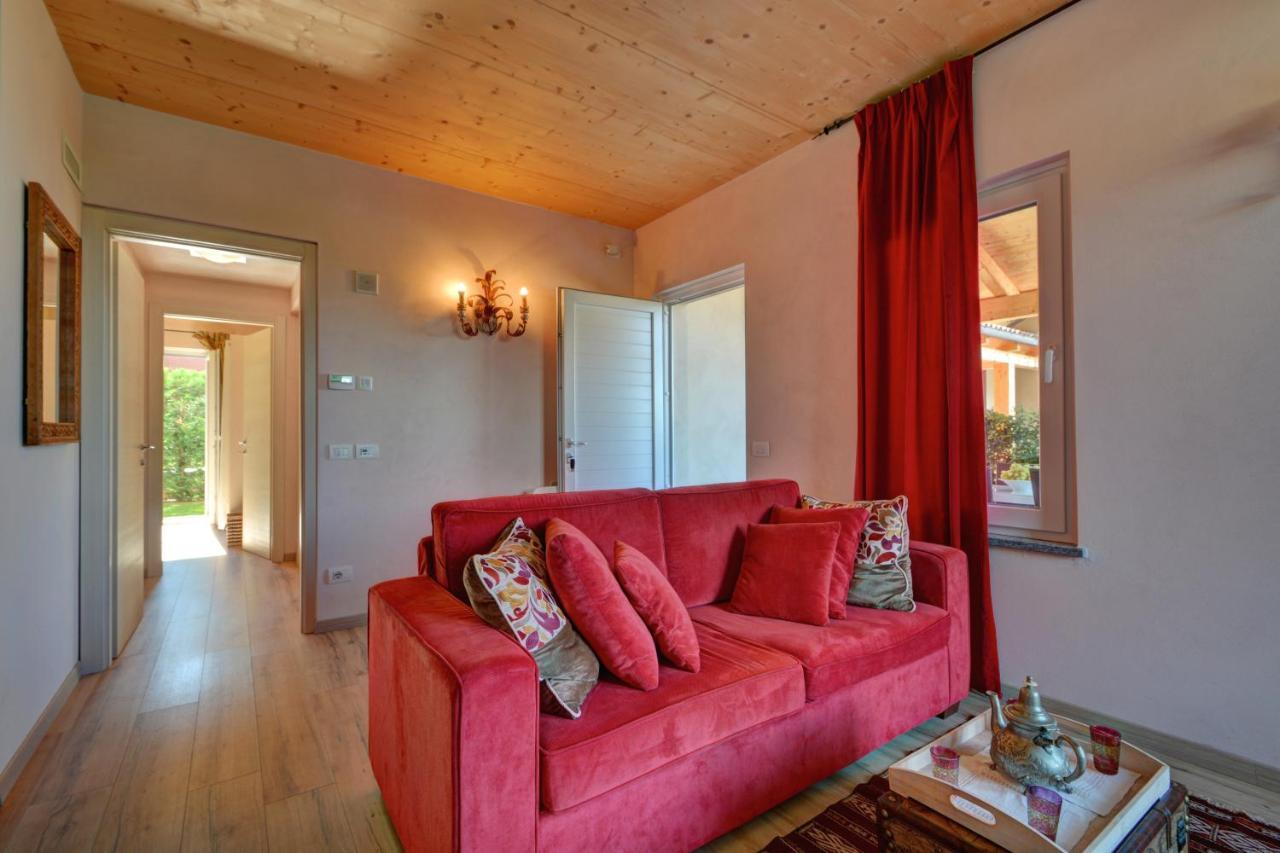 La Rosa Gialla Bio Apartments & Rooms 巴罗洛 外观 照片