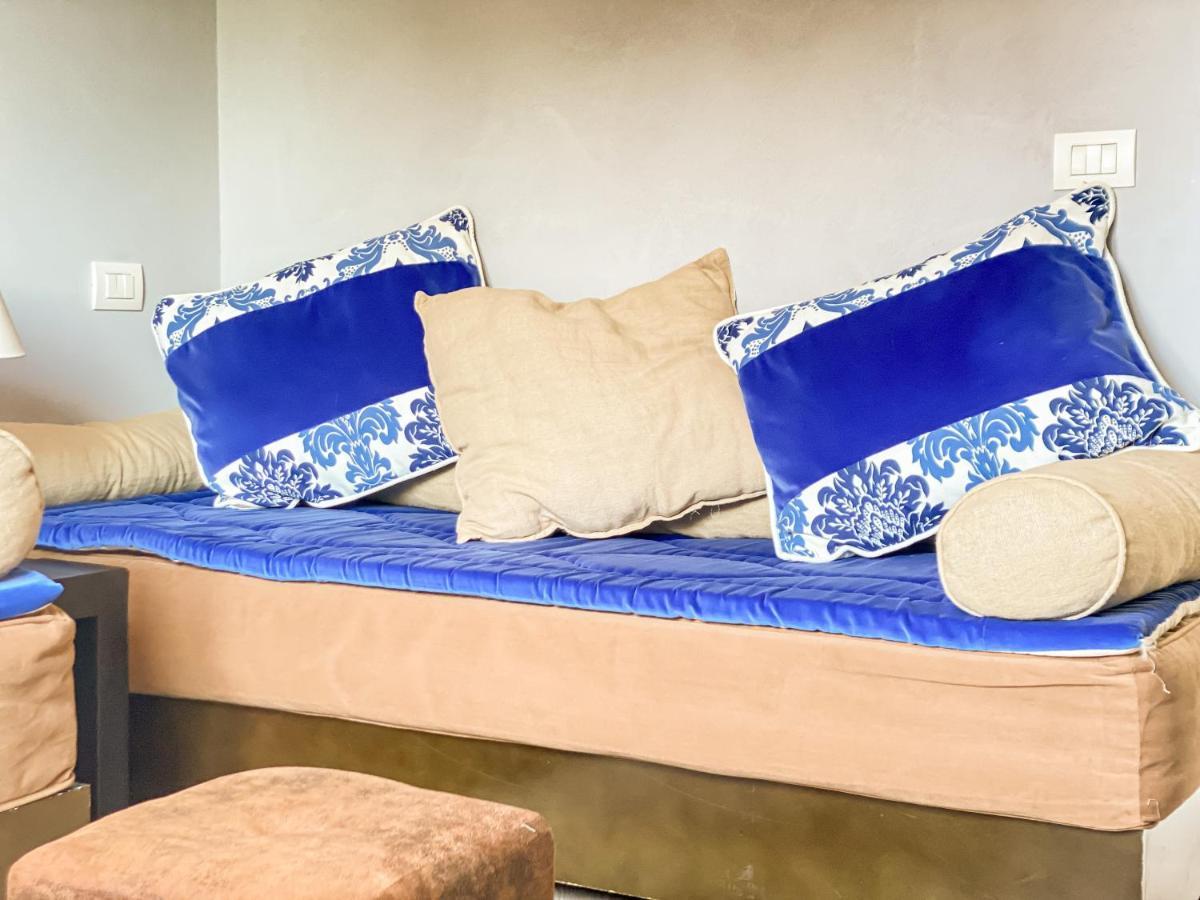 La Rosa Gialla Bio Apartments & Rooms 巴罗洛 外观 照片
