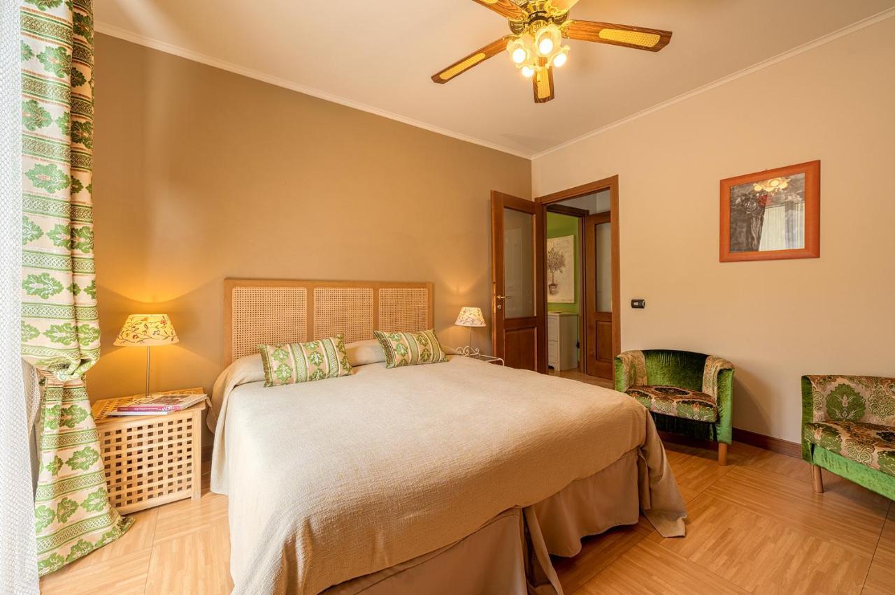 La Rosa Gialla Bio Apartments & Rooms 巴罗洛 外观 照片