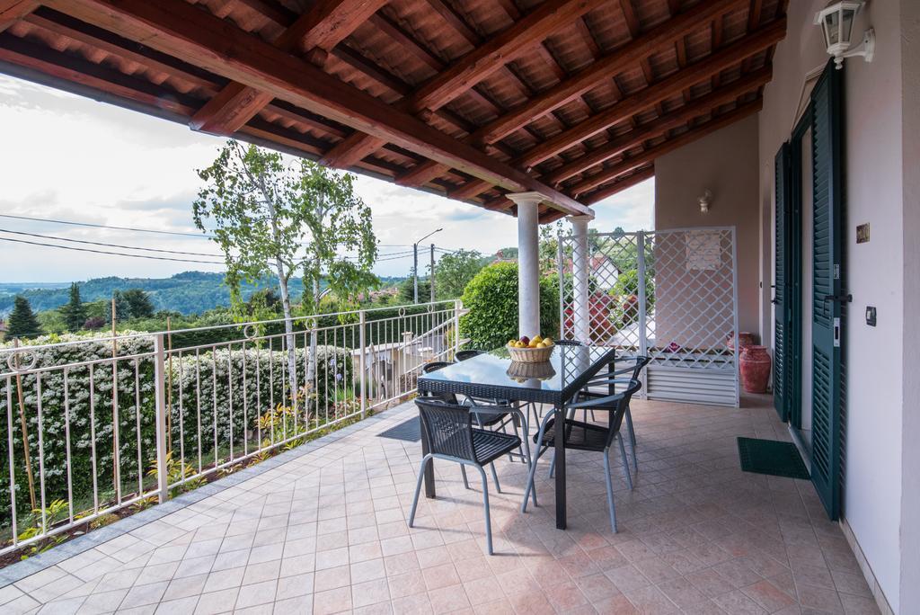 La Rosa Gialla Bio Apartments & Rooms 巴罗洛 外观 照片